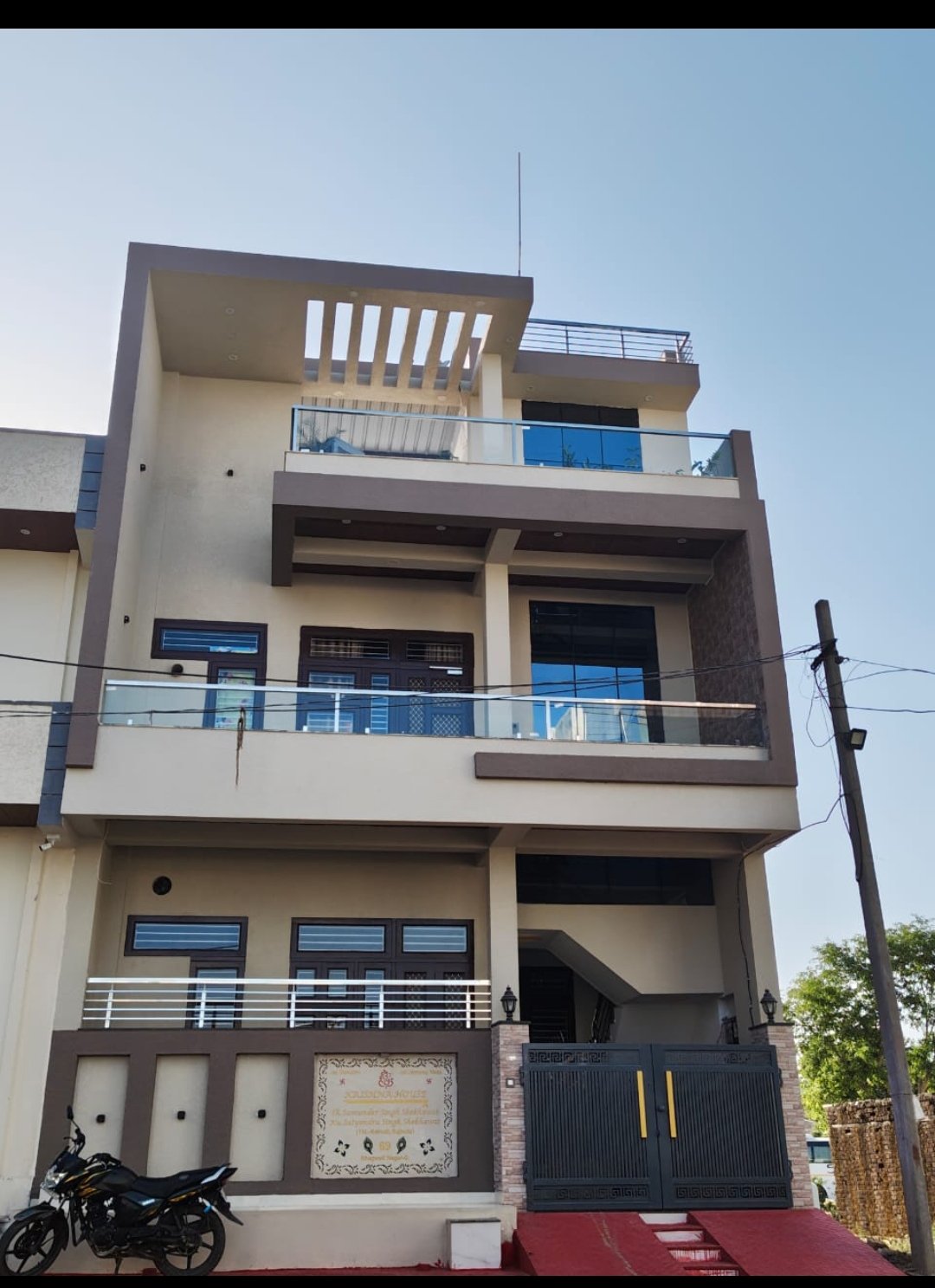 सीढ़ियों पर ग्रेनाइट